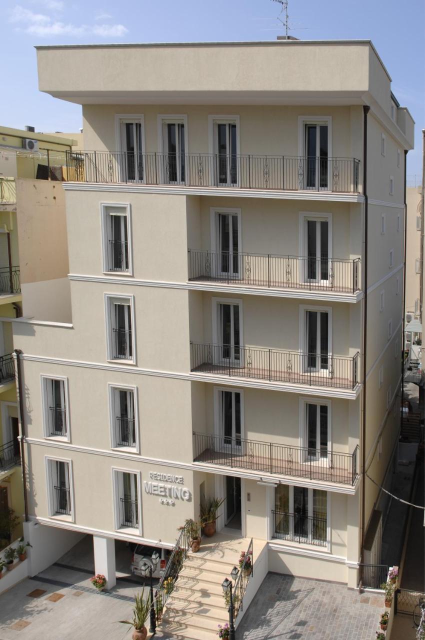 Residence Meeting Габиче Маре Екстериор снимка